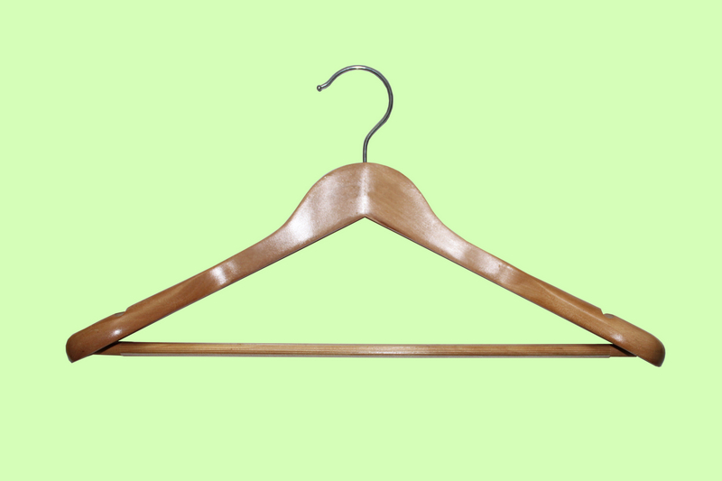 Deluxe Coat Hanger