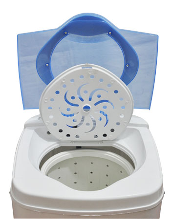 Dehydrator