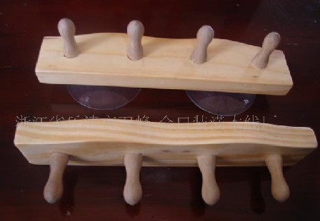 Wooden Hanger 01
