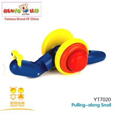 Pulling-along Snail