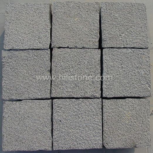 G654 Granite Bush-hammered Cobblestone