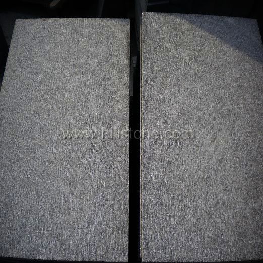 G684 Black Chiselled Paving Stone