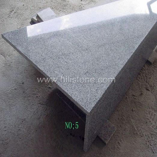 G633 Grey Granite Polished Step