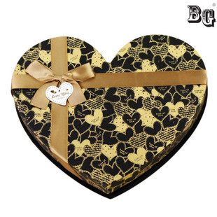 holiday heart shaped chocolate box