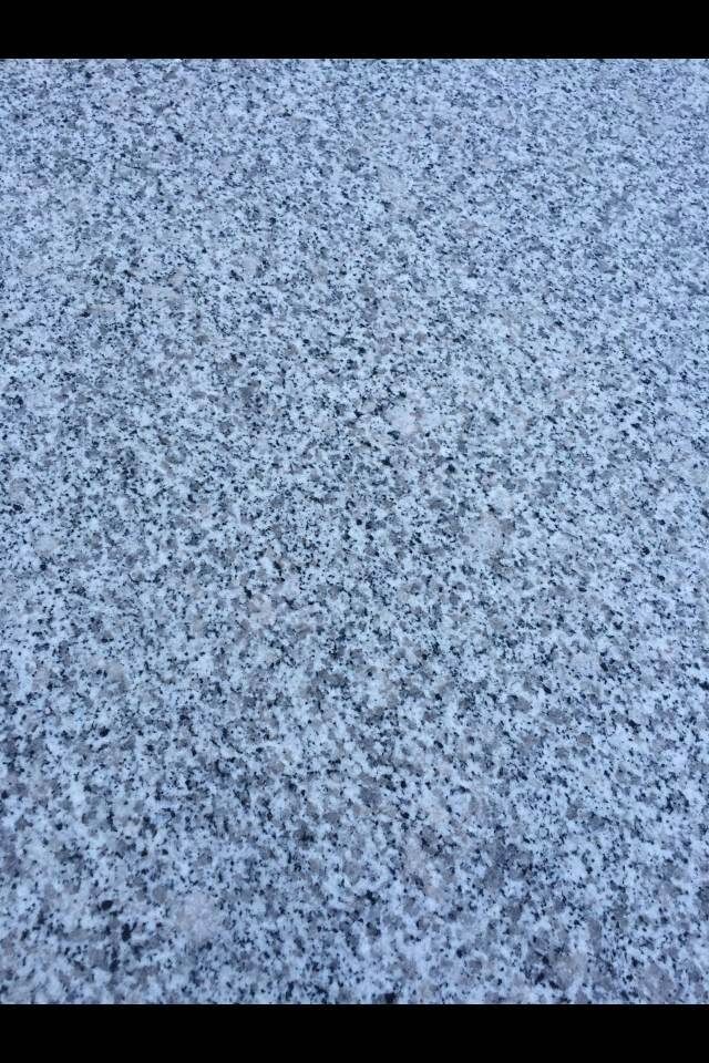 Cheap Price China G640 White/Grey Granite tiles