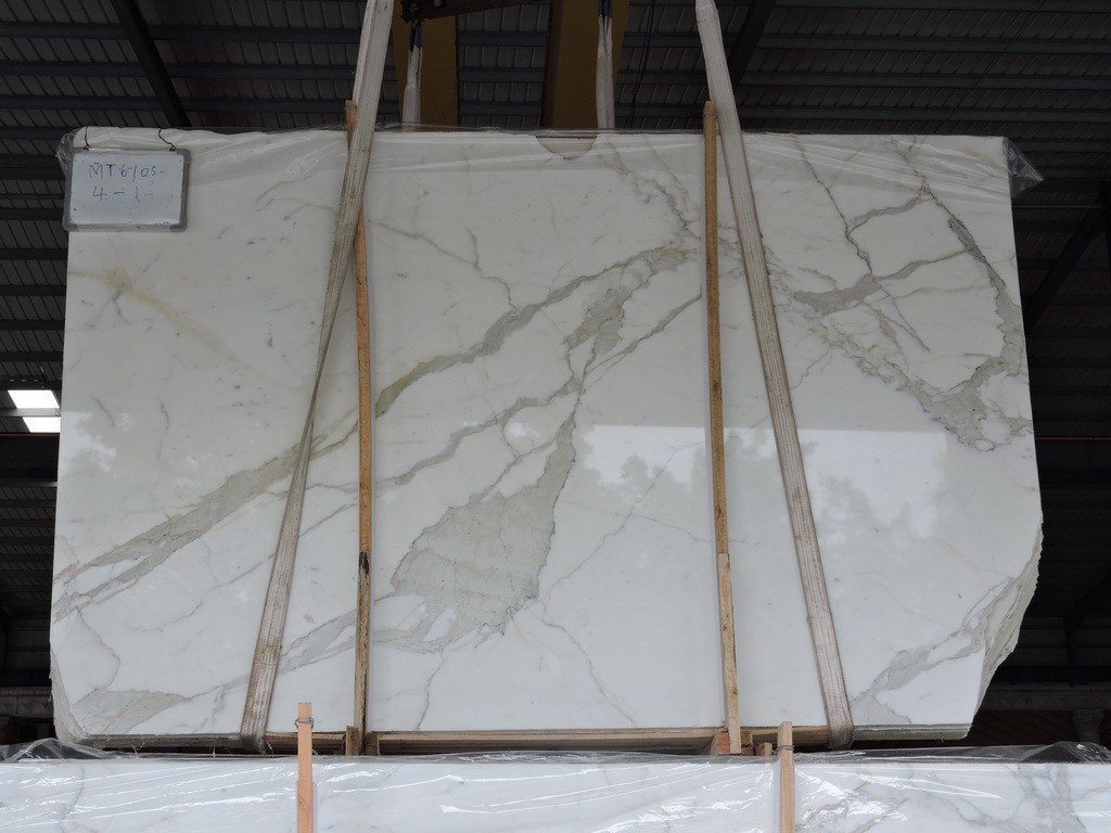 Superior Bianco Carara Volakas Marble Tile