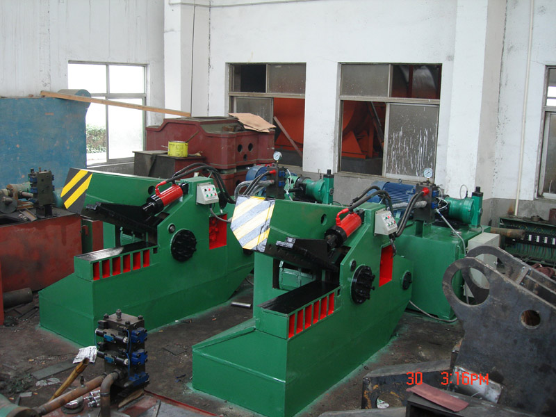 Metal shearing machine (FJD-2500)