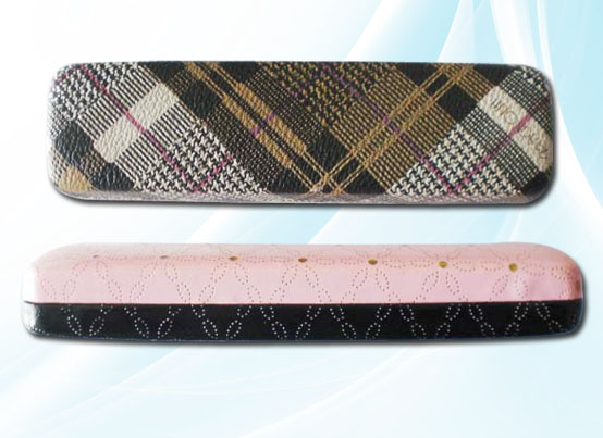  metal glasses case C080