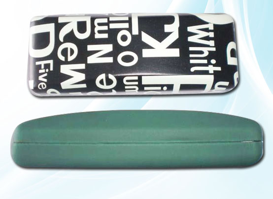  metal glasses case C086