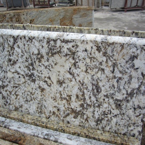 Chinese High Quality Polished Granite Slabs