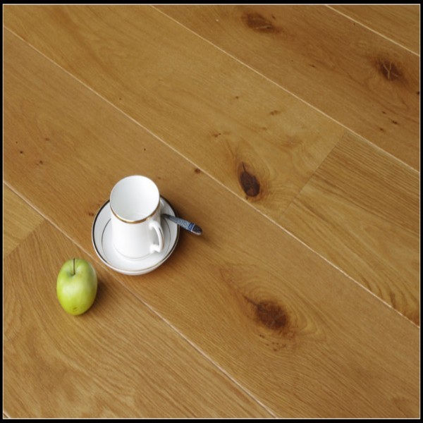 Natural UV Lacquer Oak Engineered Wood Flooring