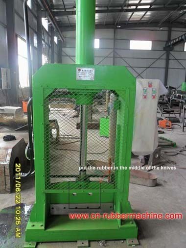 Single-blade Rubber Cutting Machine