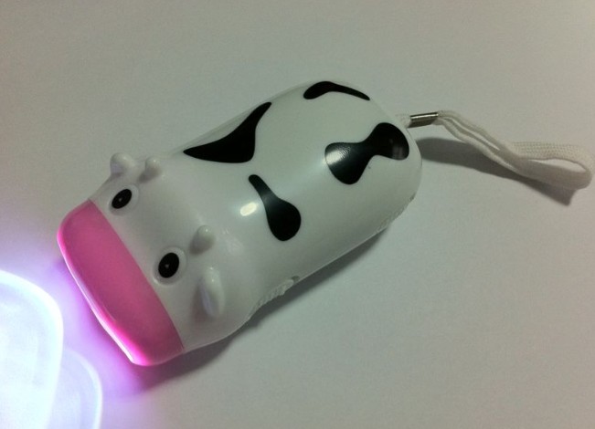 lovely pig portable dynamo torch
